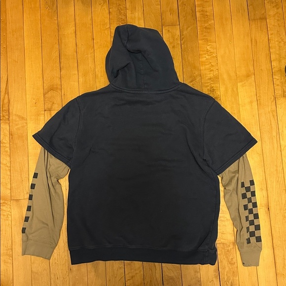 Sonic the Hedgehog kids size xl Hoodie with Characters - Picture 3 of 4